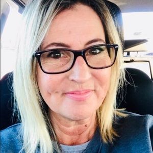 Meet your Posher, Christy